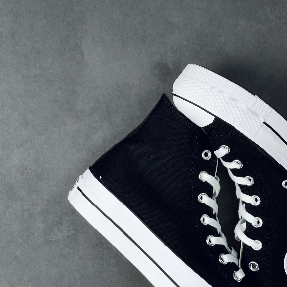 Converse Chuck Taylor All-Star Hi Platform Black White (W) - vstockx