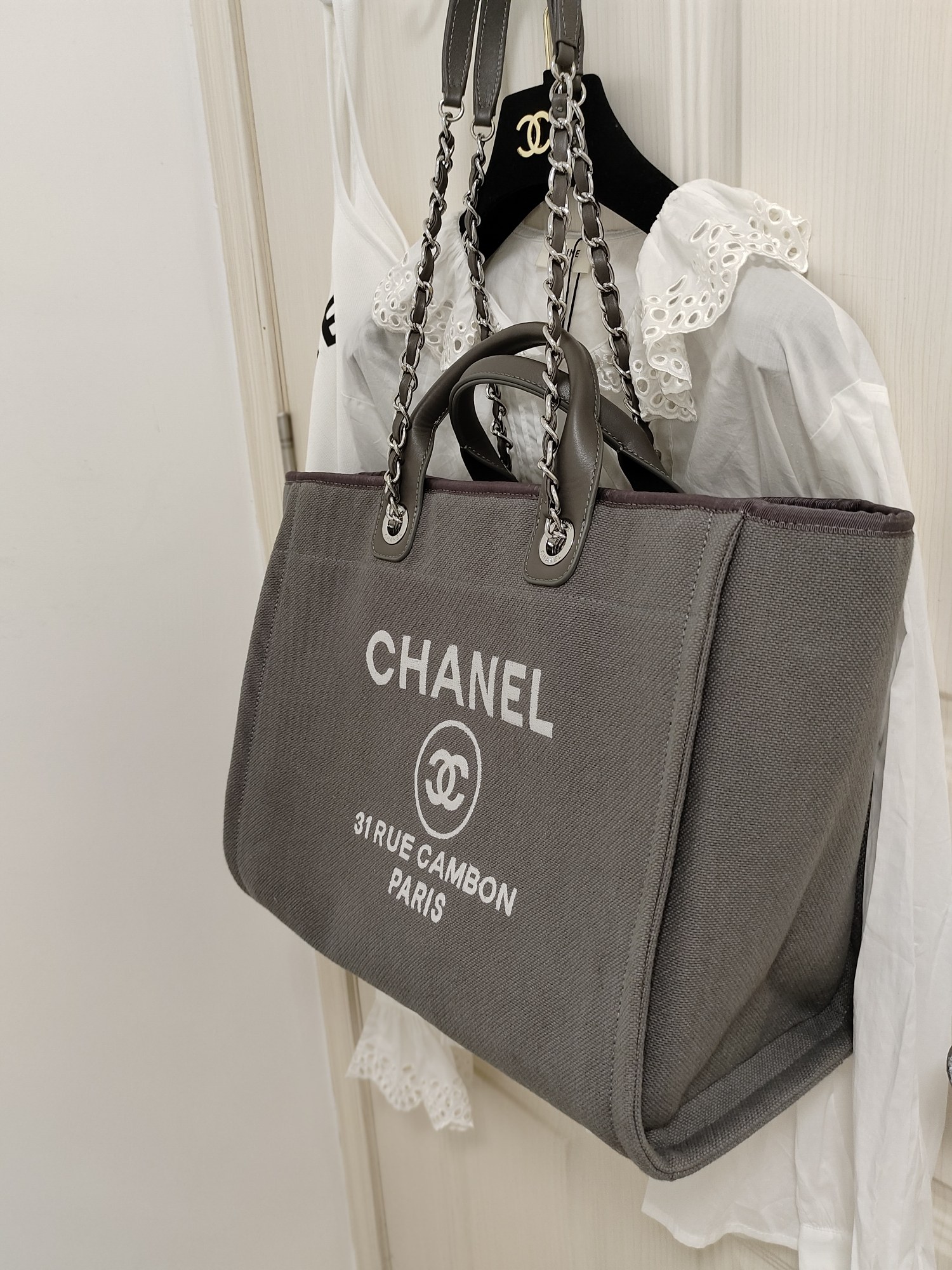 Handbag Chanel size 38 cm - vstockx