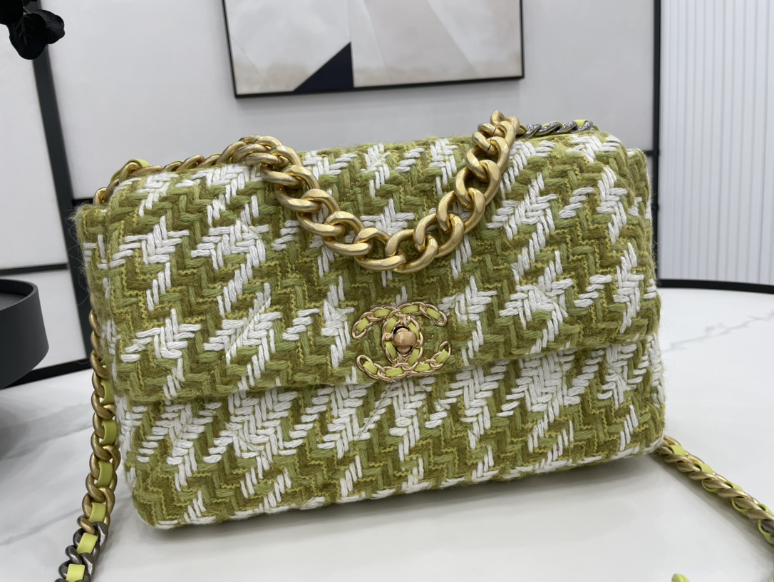 Handbag Chanel AS1161 size 30 cm - vstockx