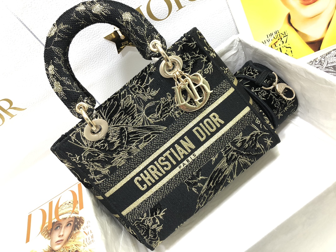 Handbag Dior M0565 size 24 x 20 x 11 cm - vstockx