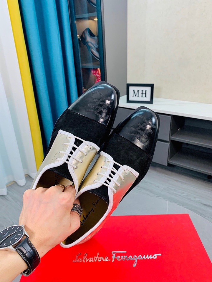 Salvatore Ferragamo Boots 21 - vstockx