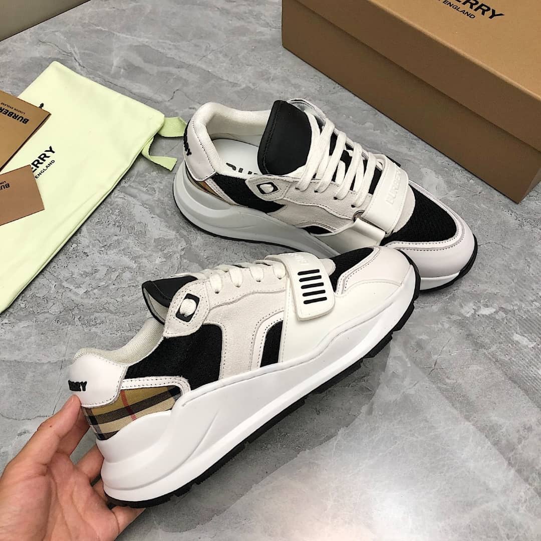 Burberry Regis Black White Archive Beige - vstockx
