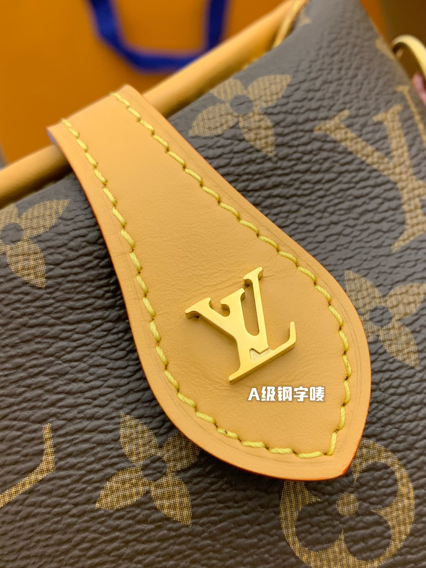 Handbags Louis Vuitton mini M80874 size:14.5*18*6.5 cm - vstockx