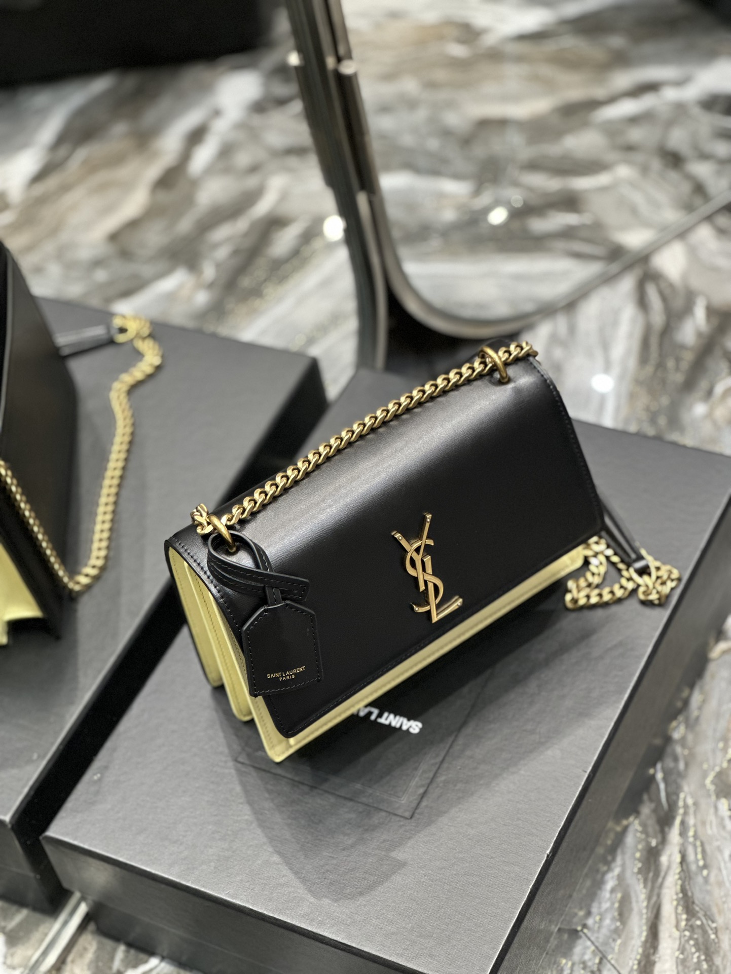 Handbags SAINT LAURENT 422906 size 21  6  3 cm - vstockx