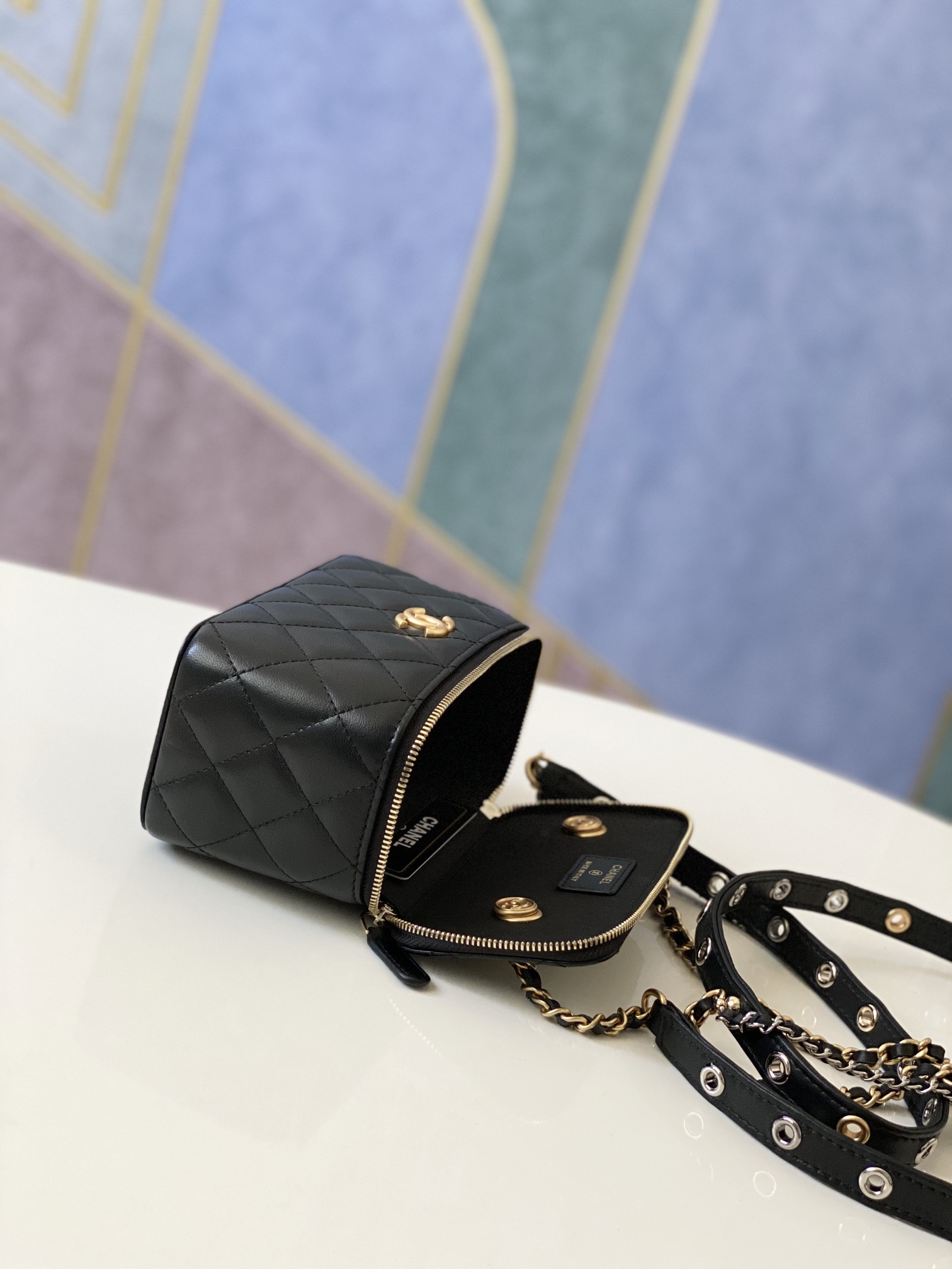Handbag Chanel 81178 size 18 Cm - vstockx