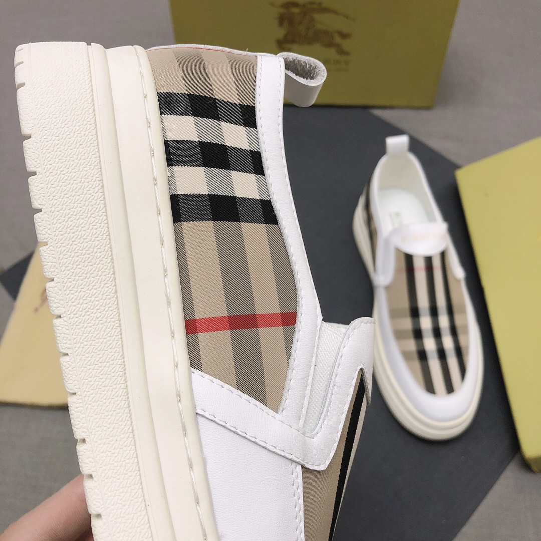 Burberry Perforated Check Sneaker 38 - vstockx