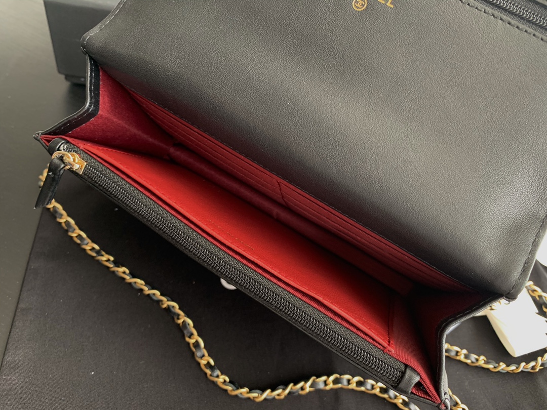 Handbag Chanel 2289 size 19 cm - vstockx