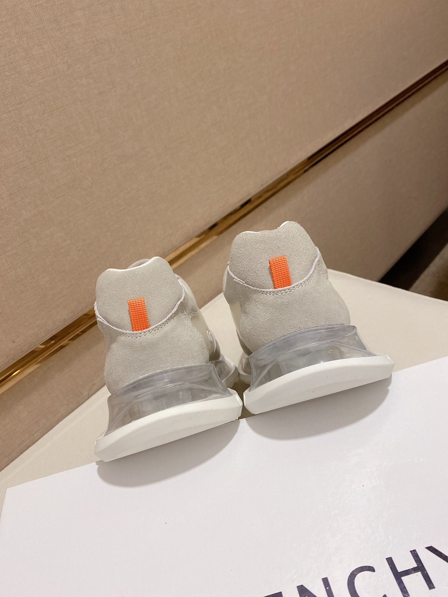 Givenchy Spectre Zip Sneakers 12 - vstockx