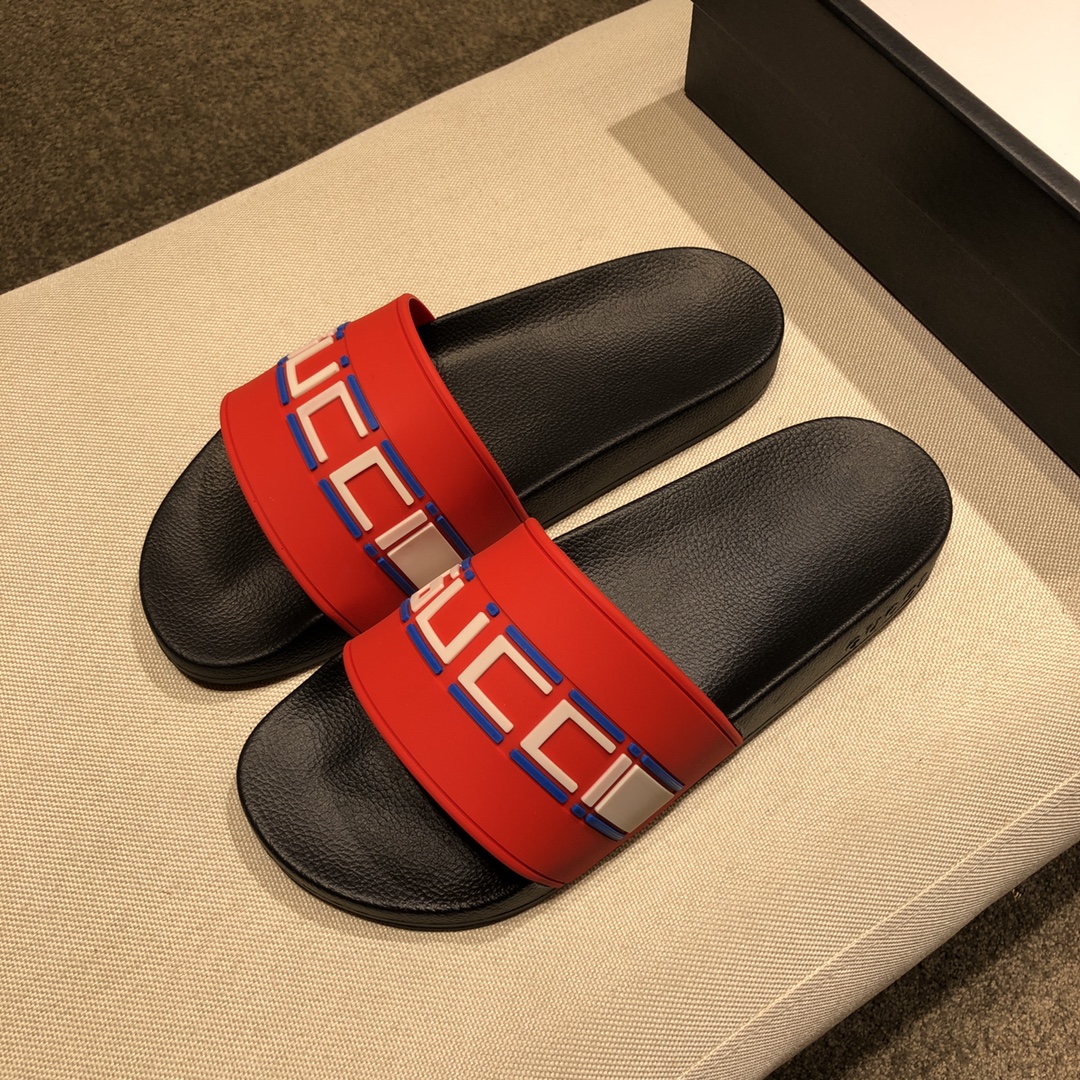 Gucci Slippers 28 - vstockx