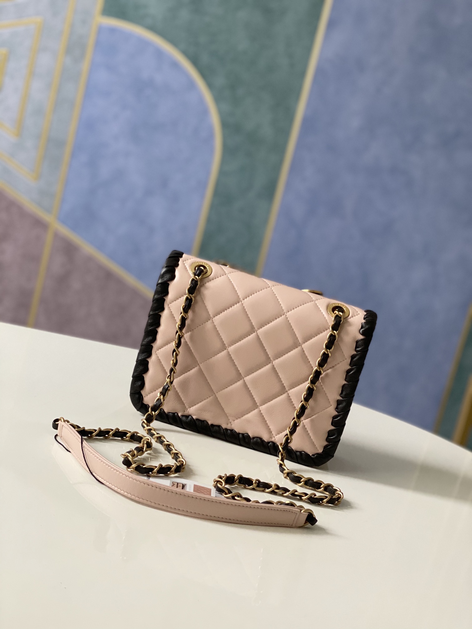 Handbag Chanel AS2495 size 19x15x6 cm - vstockx