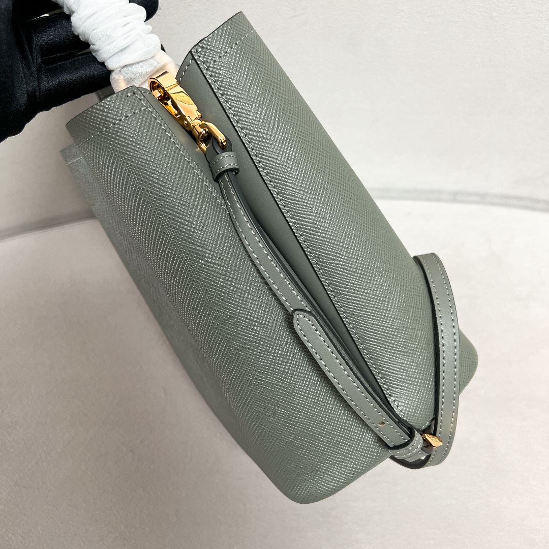 handbags prada 1BA212 22×23×13 - vstockx