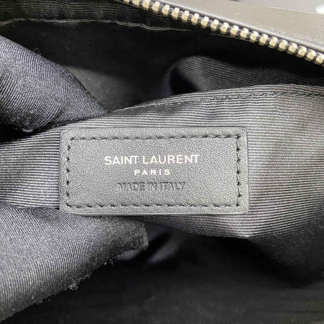 Handbags SAINT LAURENT 520534 size 23x16x6 cm - vstockx