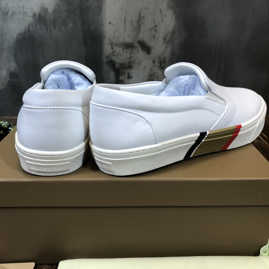 Burberry House Check Sneaker 5 - vstockx