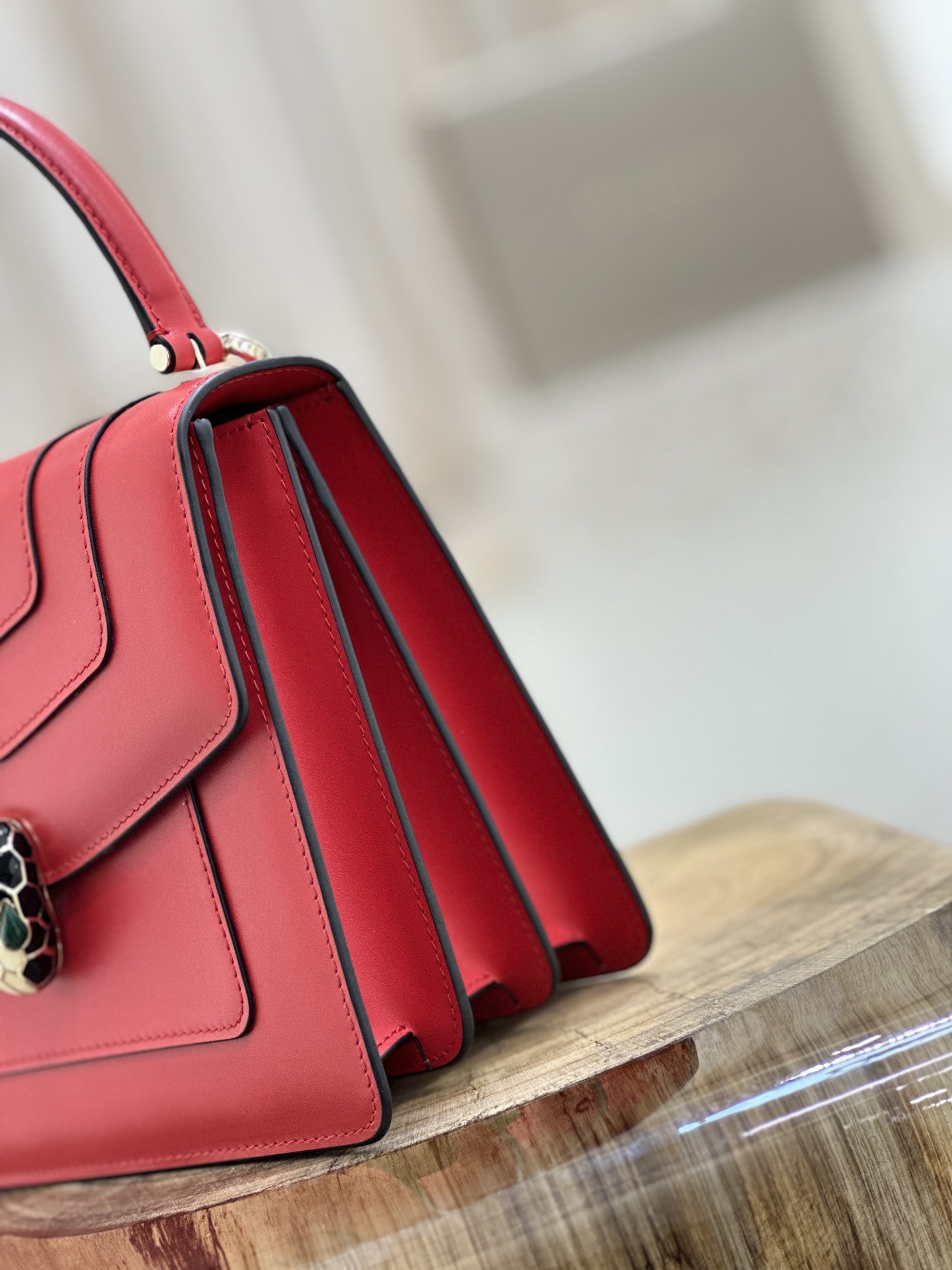 Handbags Bvlgari 38329 size:18*16*9 cm - vstockx