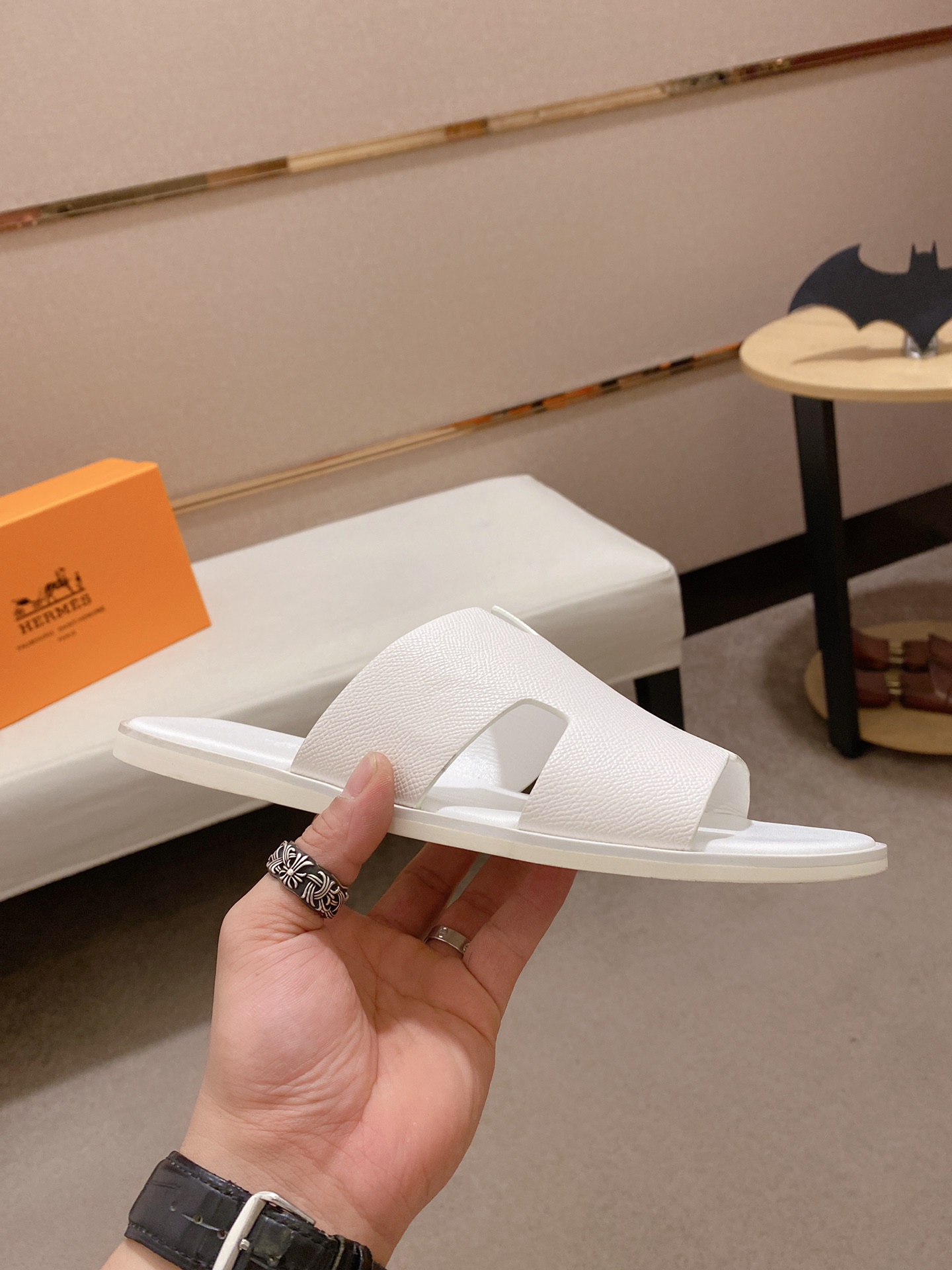 Hermes Sandals 6 - vstockx