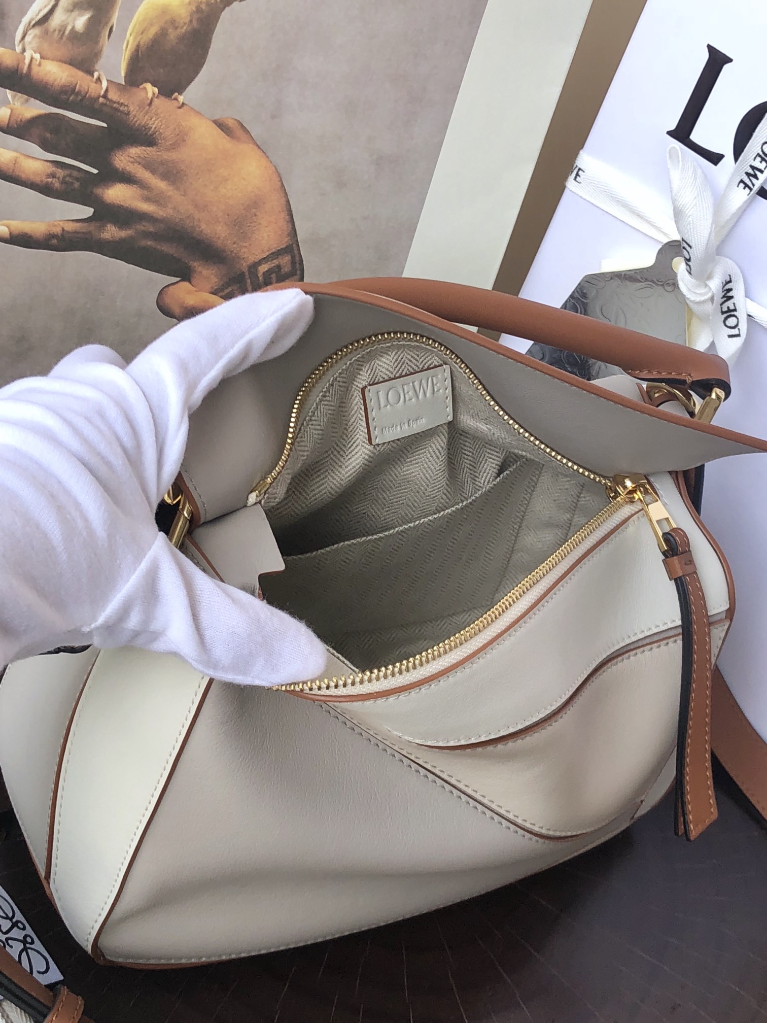 Handbags LOEWE ZP size:2414-11 cm - vstockx
