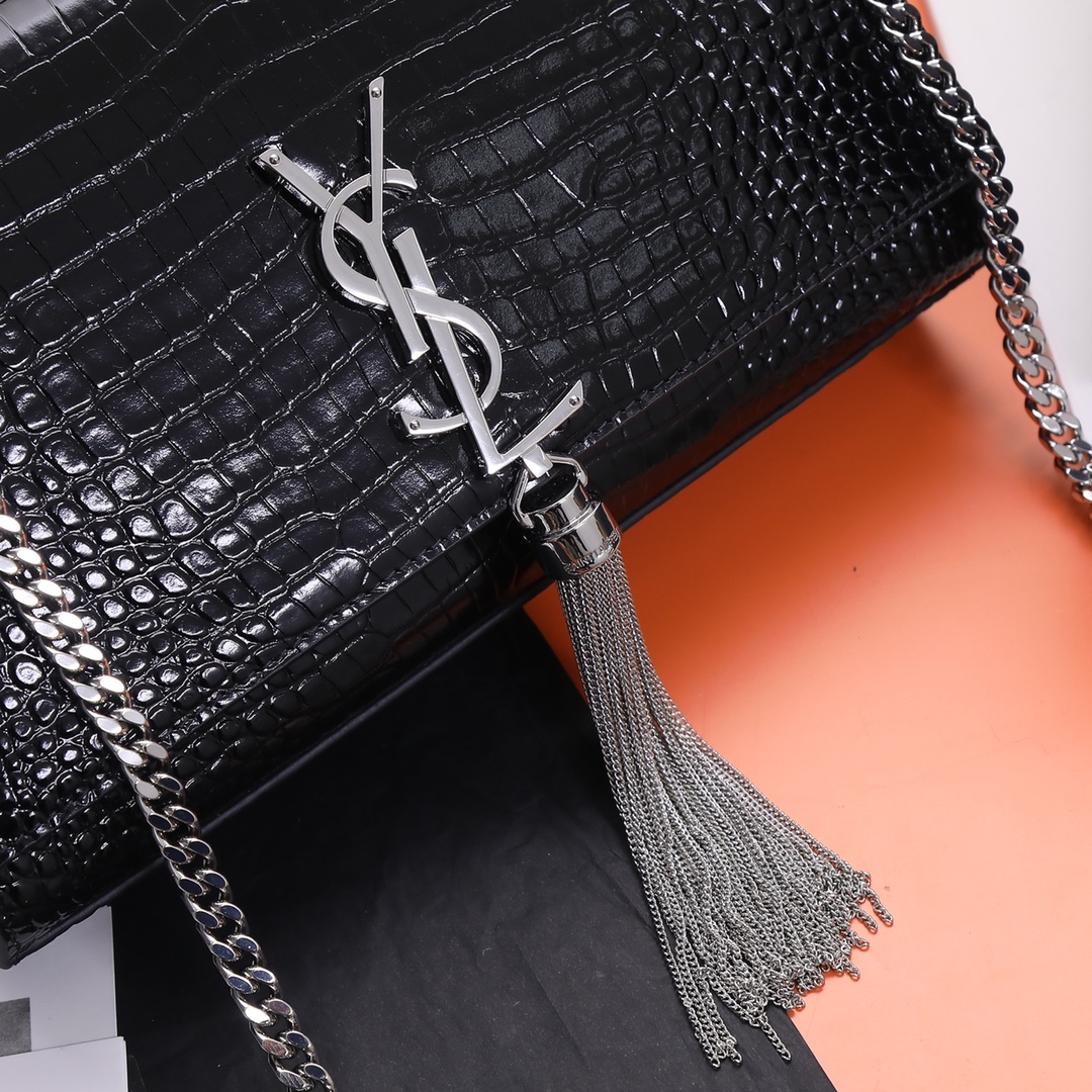Handbags SAINT LAURENT 354119 size 24x14.5x5 cm - vstockx