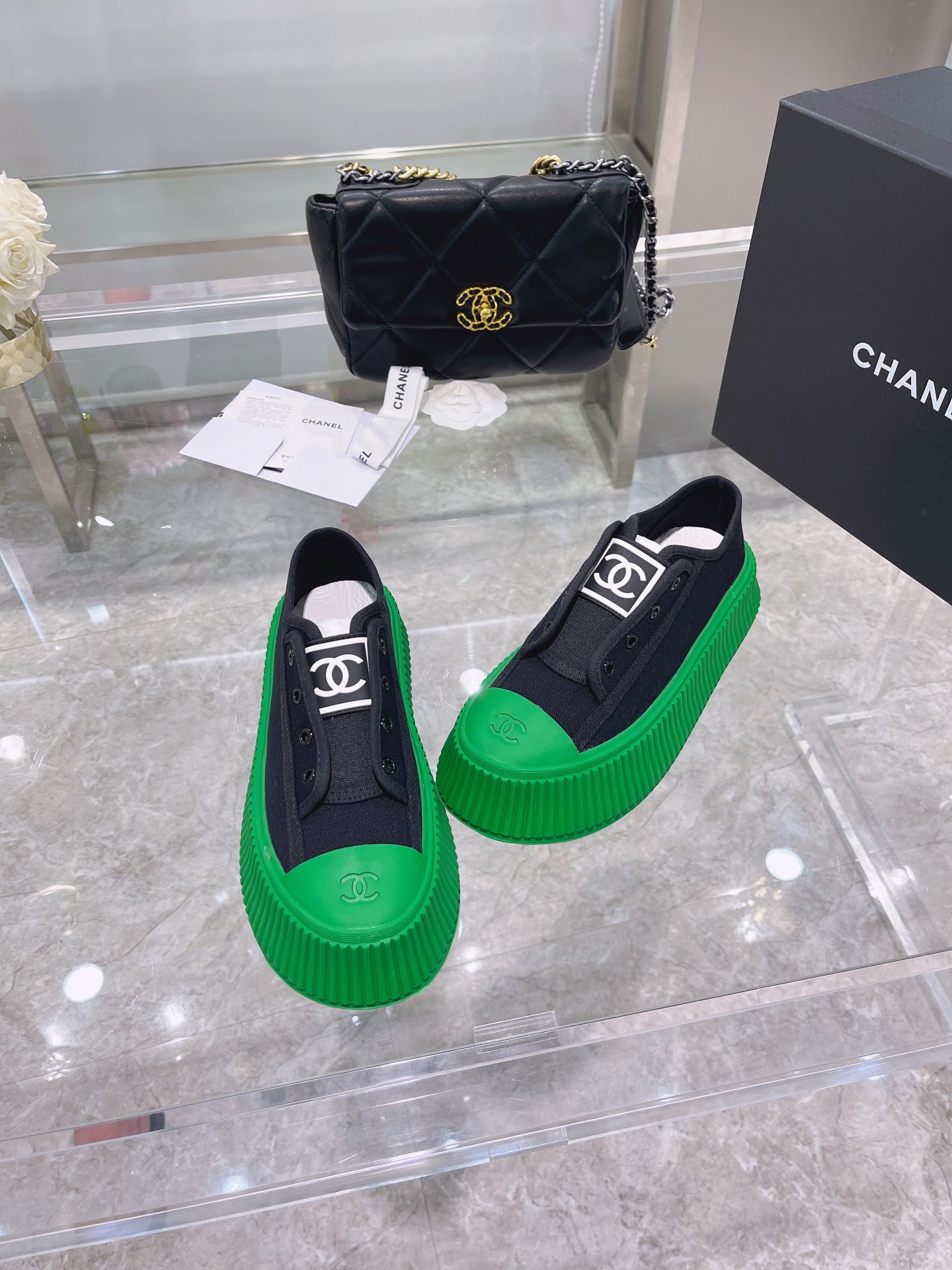 Chanel Platform Sneaker 14 - vstockx
