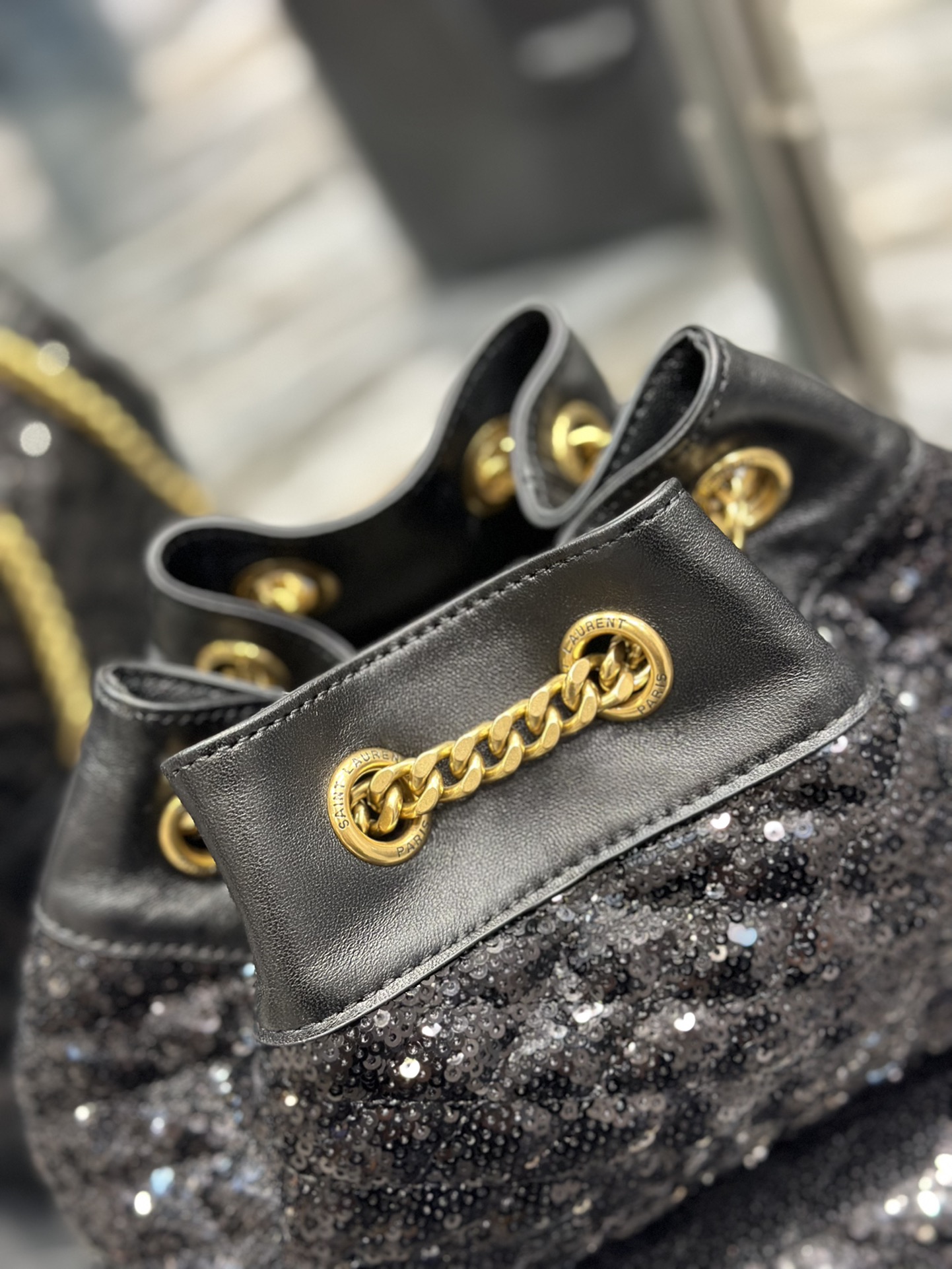 Handbags SAINT LAURENT 672609 size 22  29  15 cm - vstockx