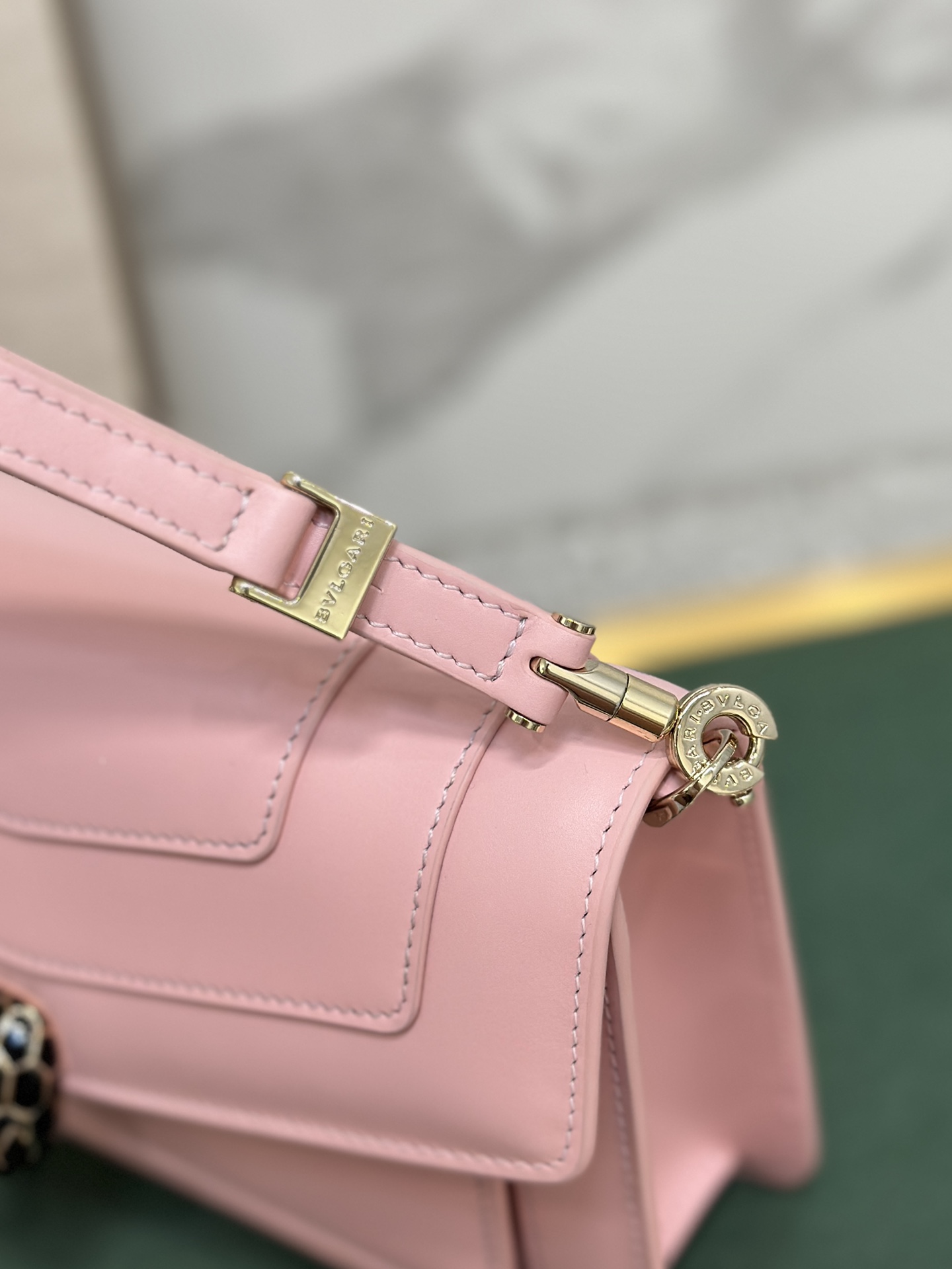 Handbags Bvlgari 292104 size:22*15*4.5 cm - vstockx