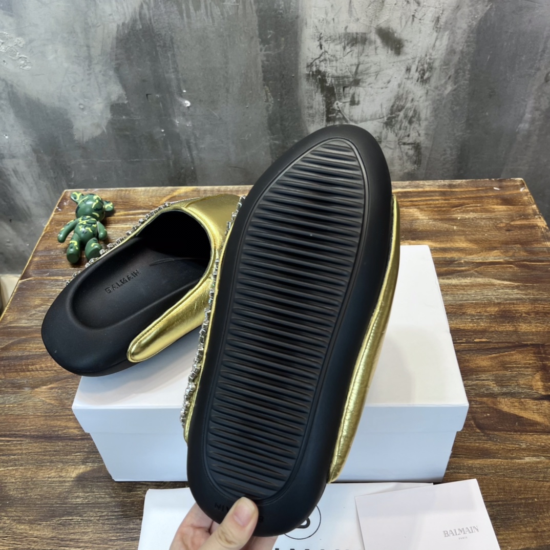 Balmain Quilted leather B-IT mules 3 - vstockx