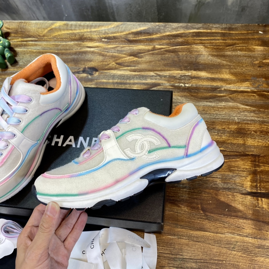 Chanel Fabric & Suede Calfskin Low Top Sneaker 40 - vstockx