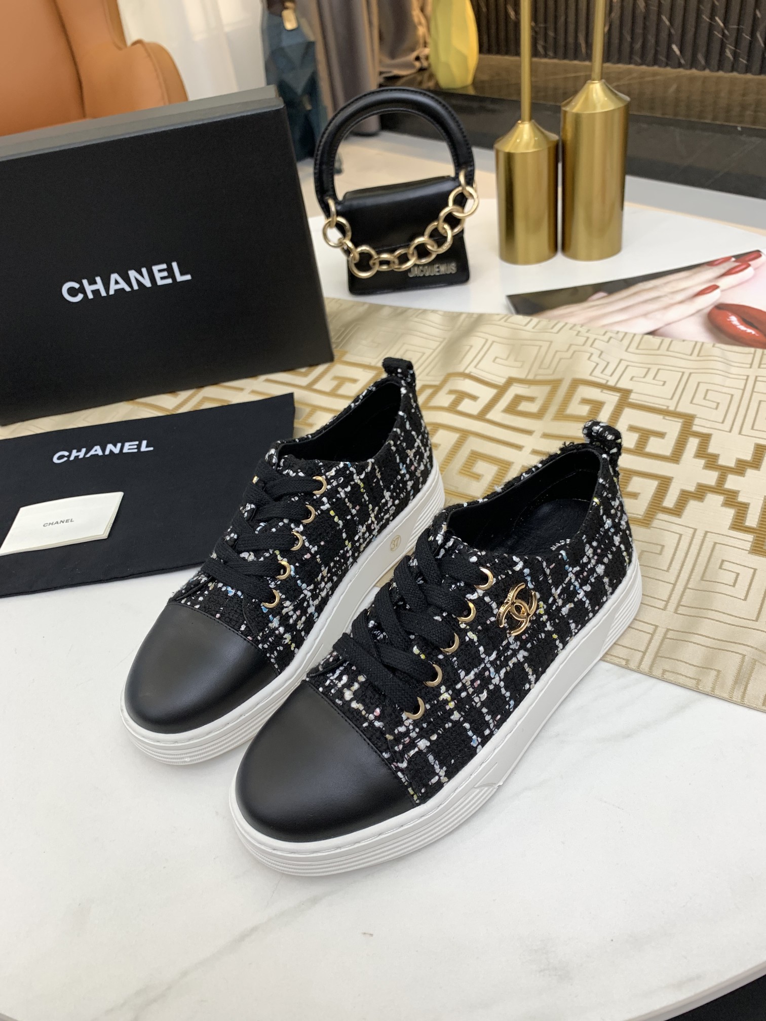 Chanel Platform Sneaker 33 - vstockx
