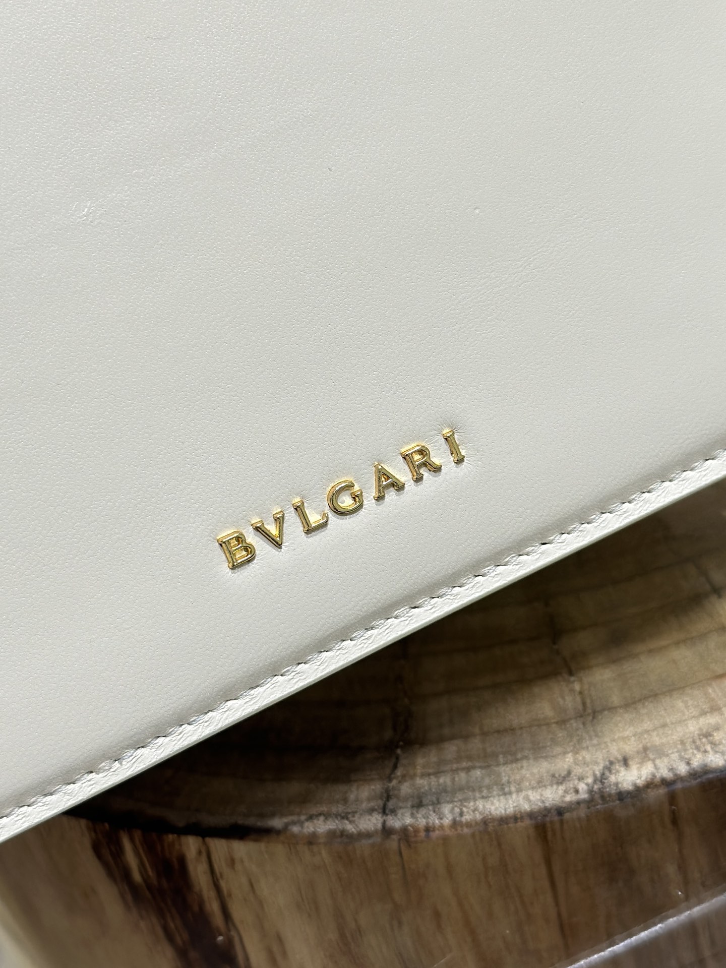 Handbags Bvlgari 290762 size:18*15*9.5 cm - vstockx