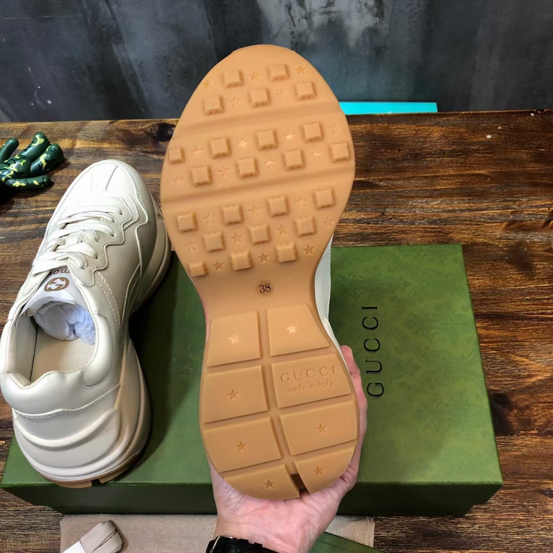 Gucci Rhyton sneaker 20 - vstockx