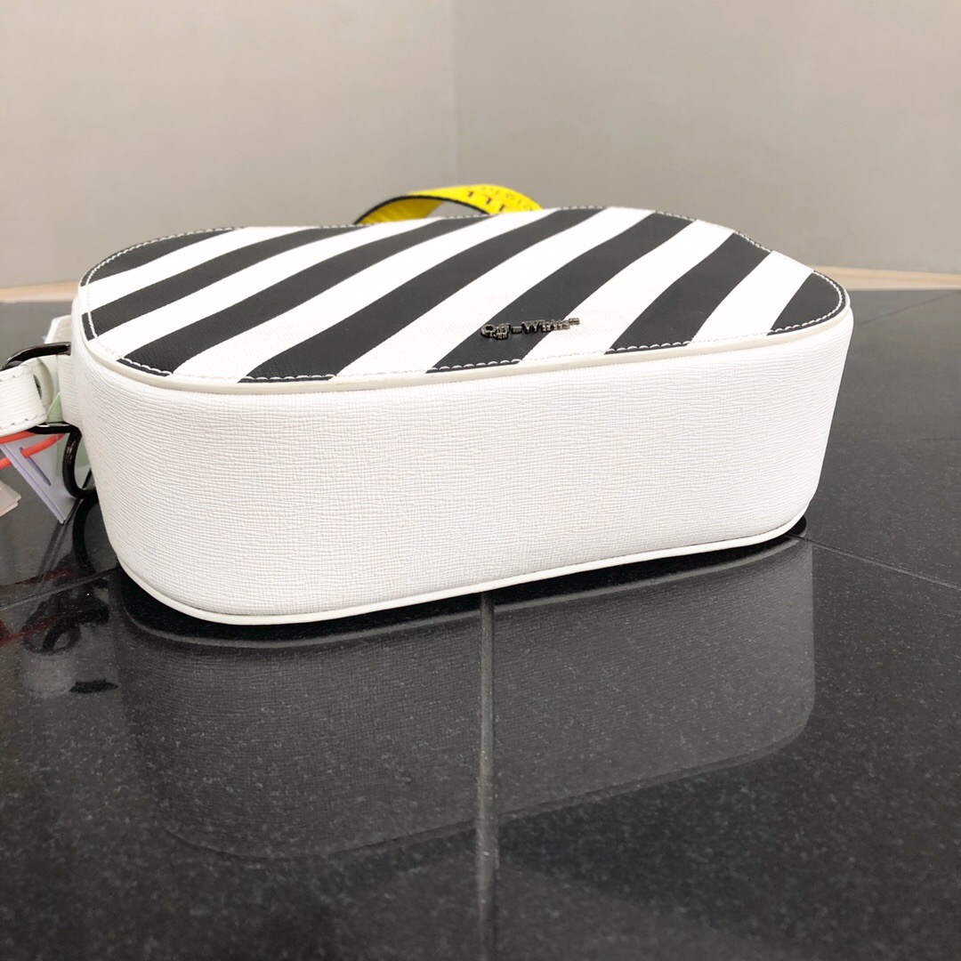 handbags OFF-White 504  4335870  size:21*14*5.5cm - vstockx