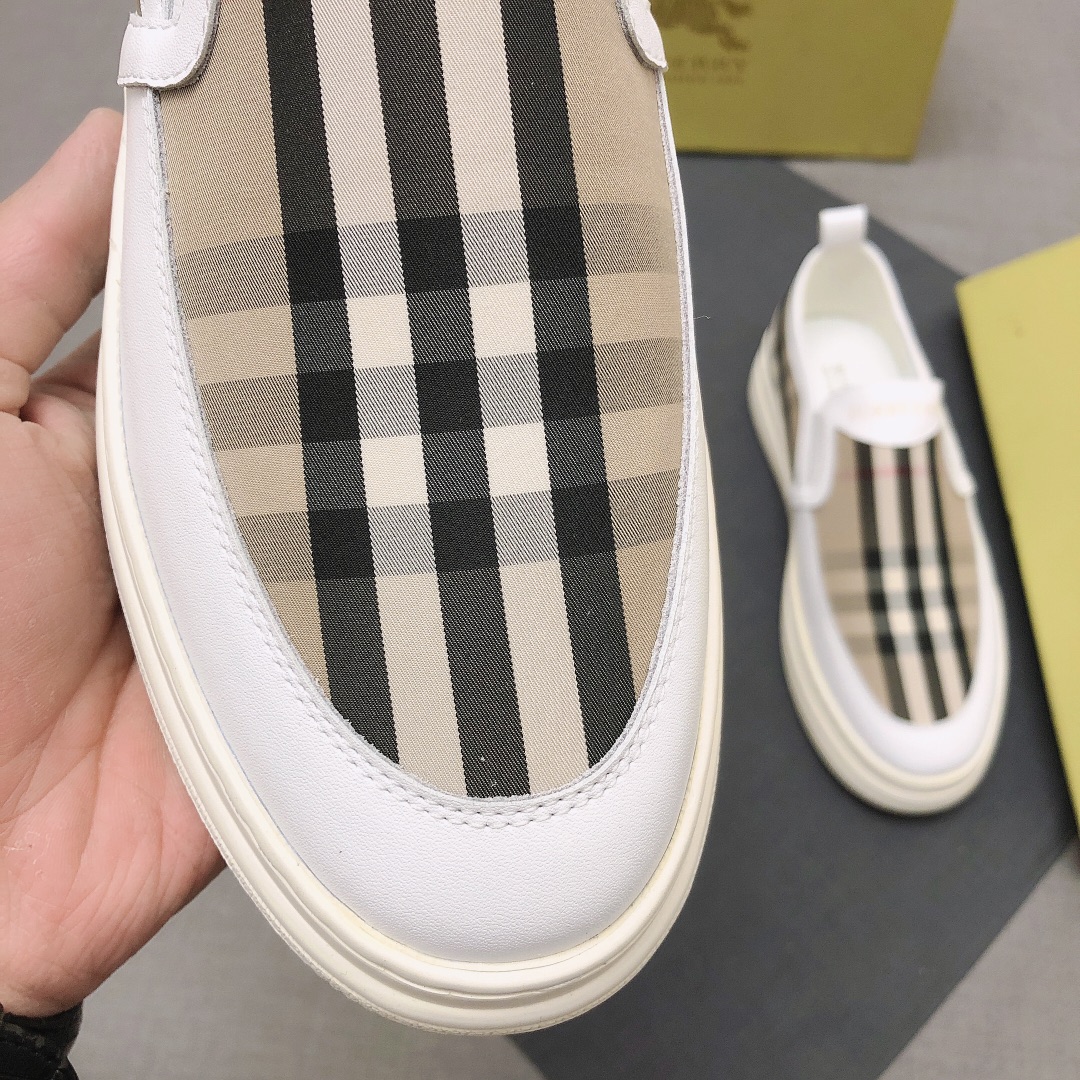 Burberry Perforated Check Sneaker 38 - vstockx