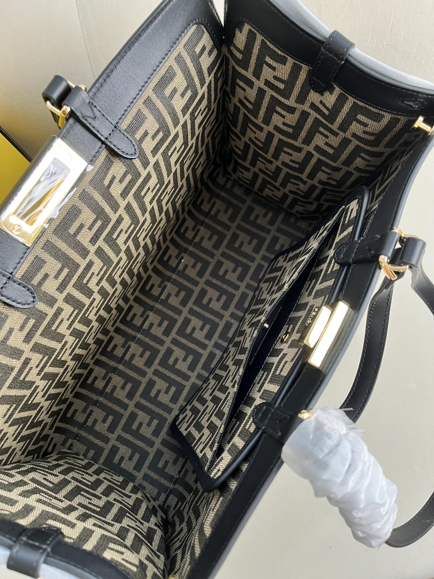 handbags FENDI 038 size:12*18*10cm - vstockx