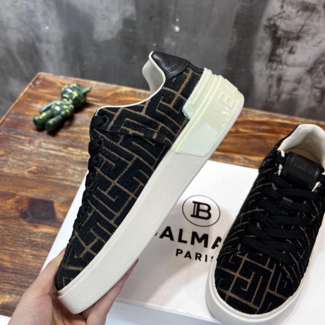 Balmain B-Court sneaker 44 - vstockx
