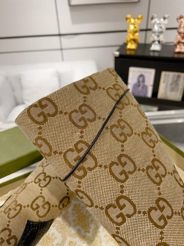 Gucci Boot 1 - vstockx