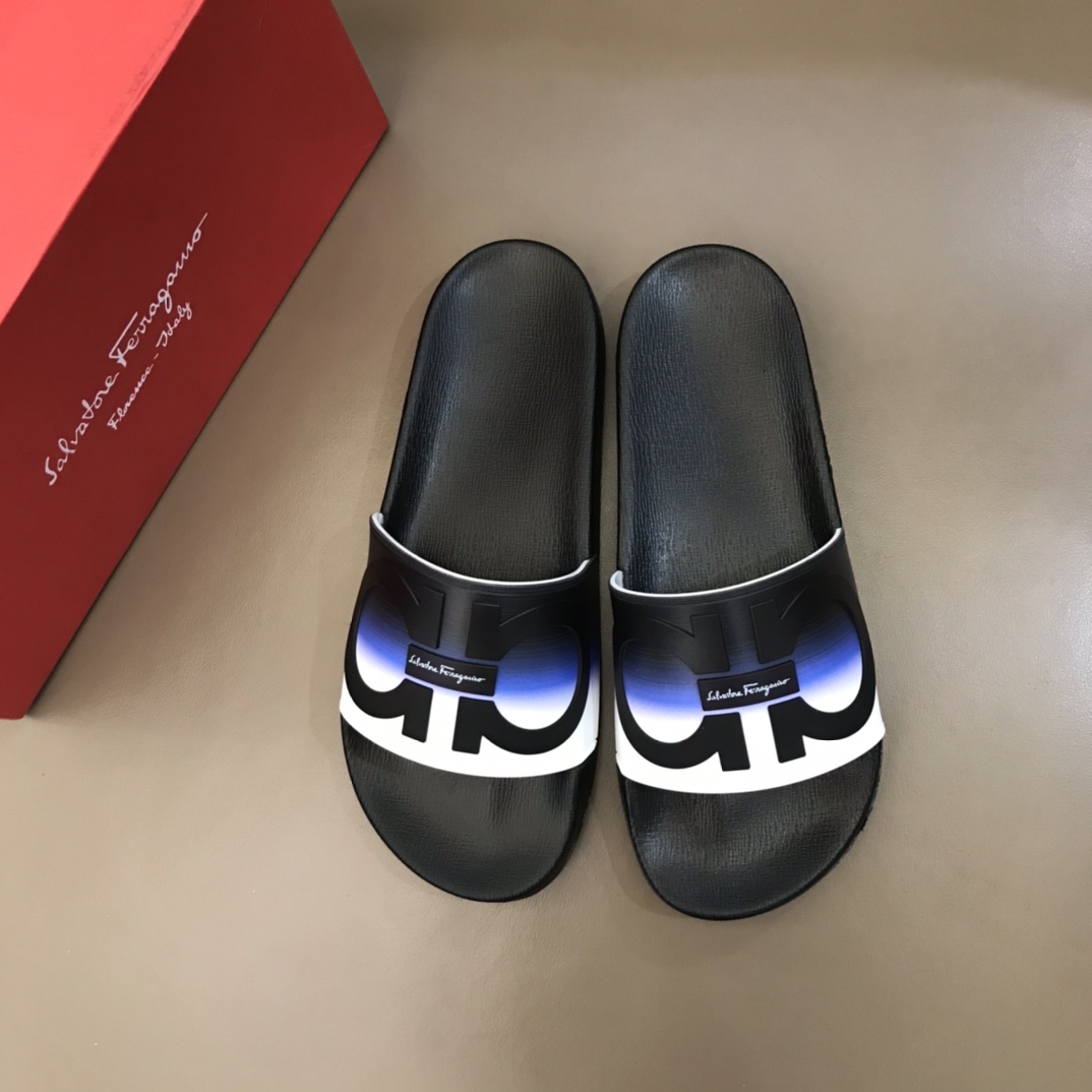 Salvatore Ferragamo Groove Slides 2 - vstockx