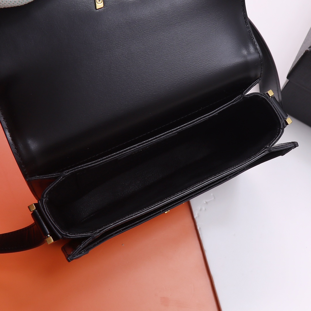 Handbags SAINT LAURENT 634306 size19x13x5 cm - vstockx