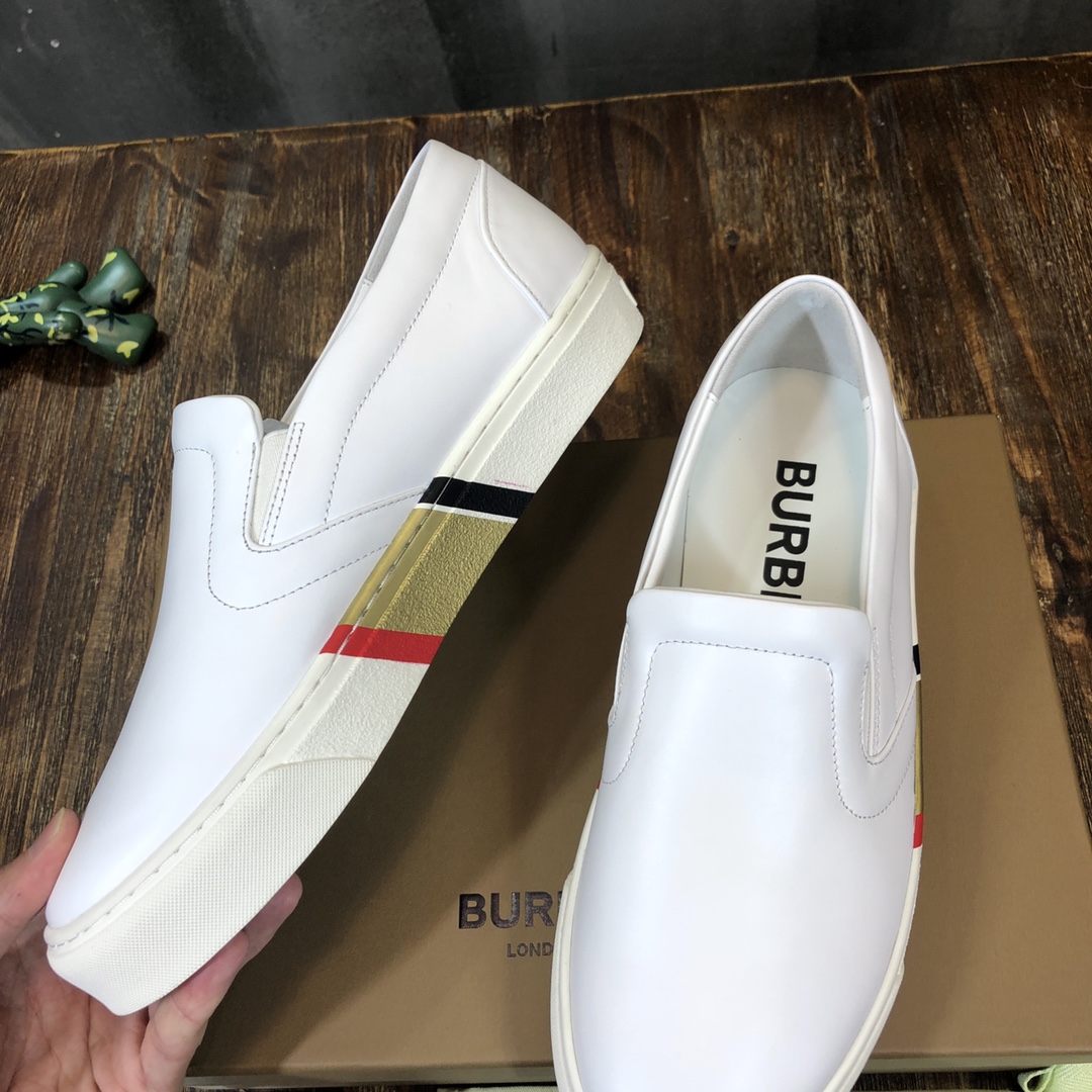 Burberry House Check Sneaker 5 - vstockx
