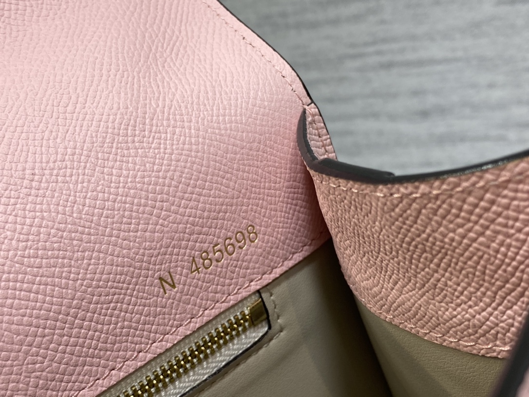 Handbag VALEXTRA size ** - vstockx