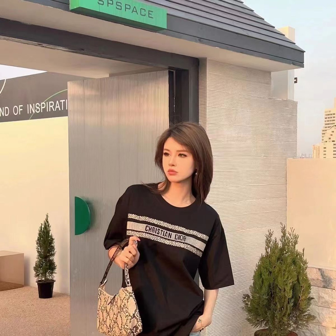 Clothes DIOR 251 - vstockx