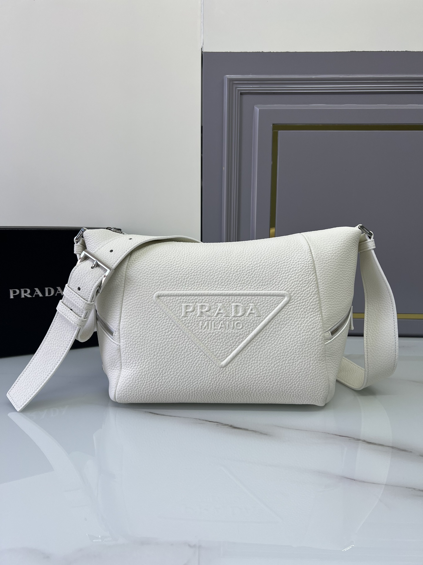 handbags prada 2VH165 26*23*11 - vstockx
