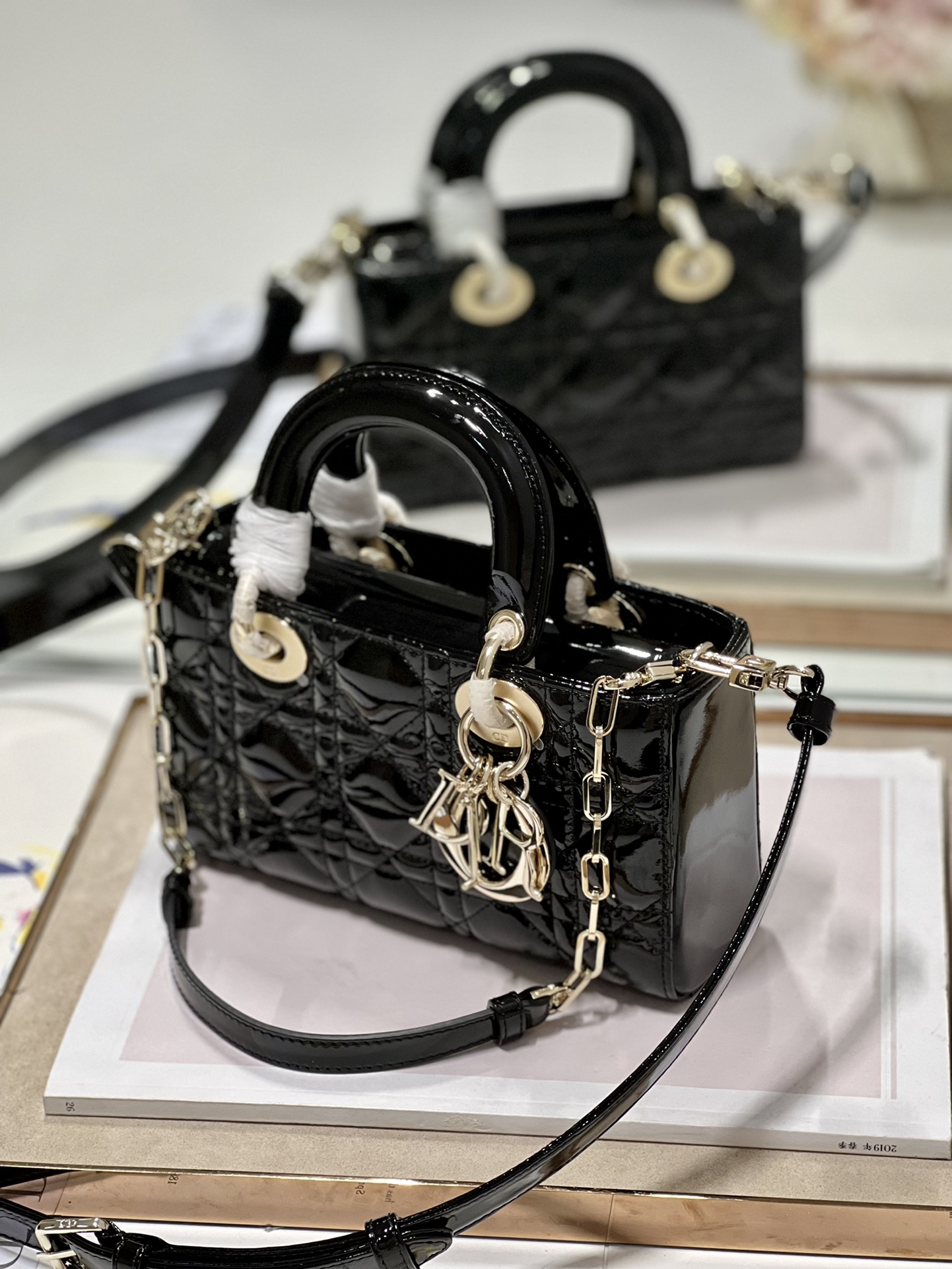 Handbag Dior 0540 size 22.5  6  11.5 cm - vstockx