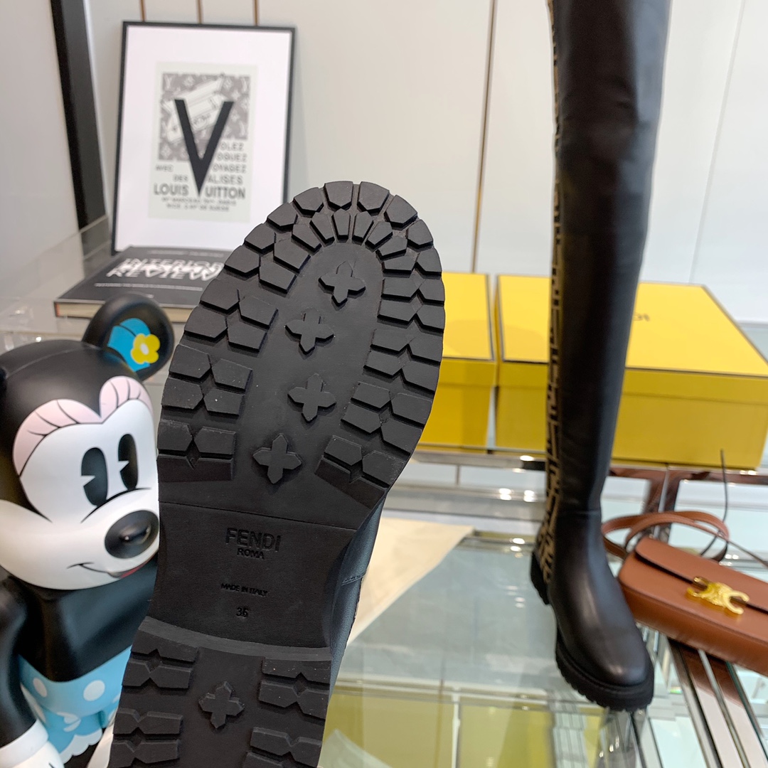 Fendi Boots 8 - vstockx