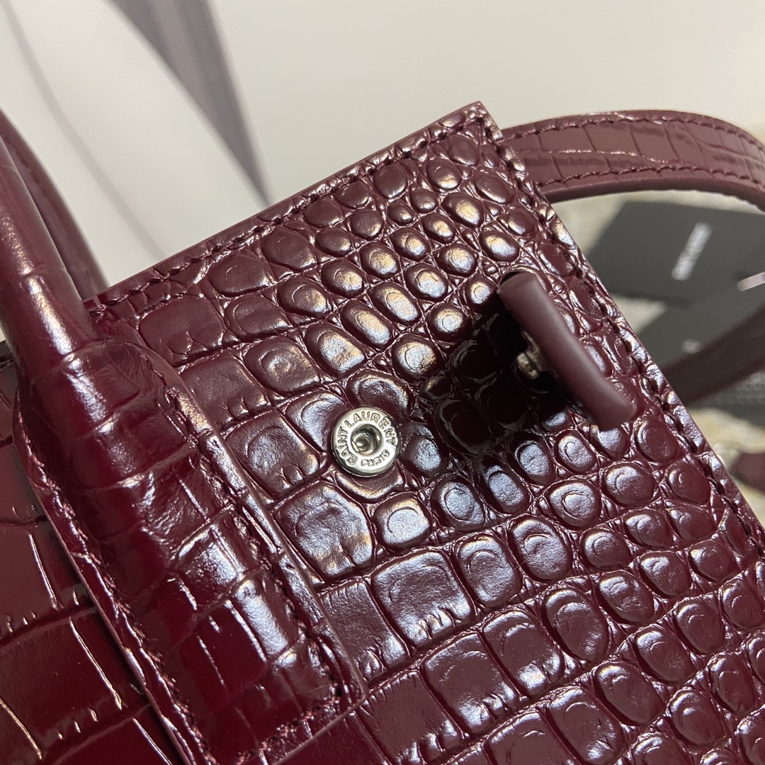 Handbags SAINT LAURENT 392035 size 21*15*10 cm - vstockx