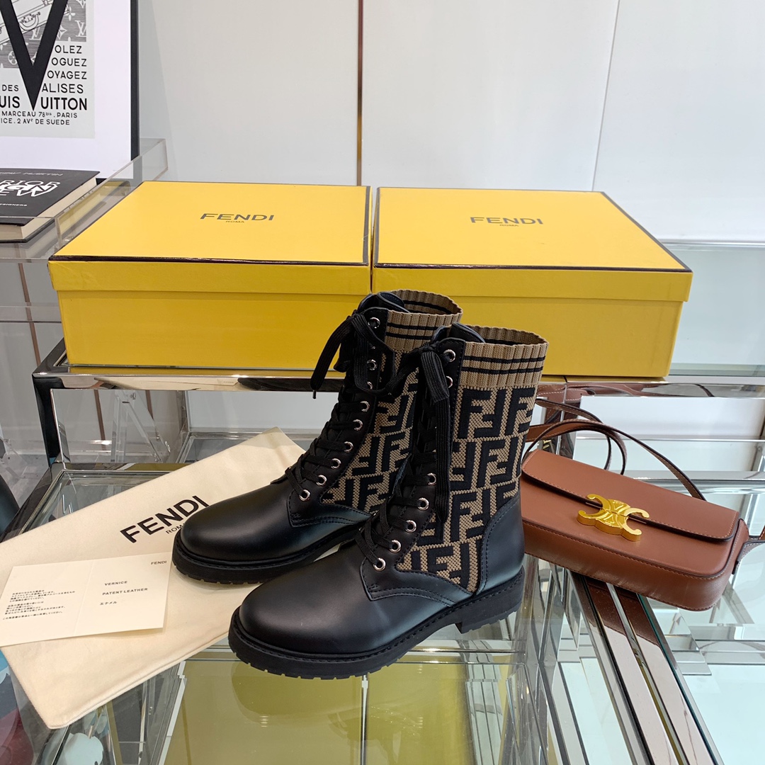 Fendi Boots 14 - vstockx