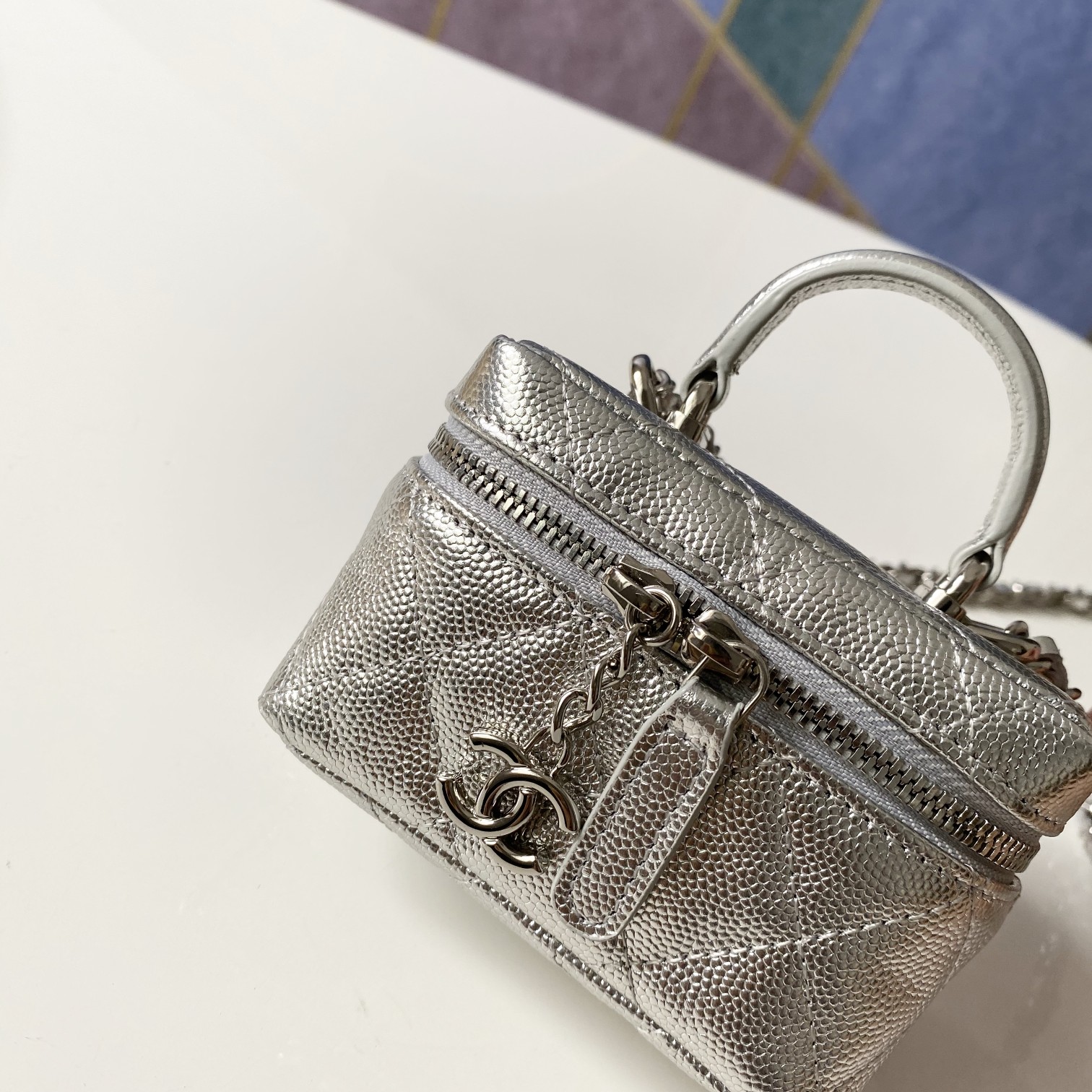 Handbag Chanel AP2194 size 12 11.5 7 cm - vstockx