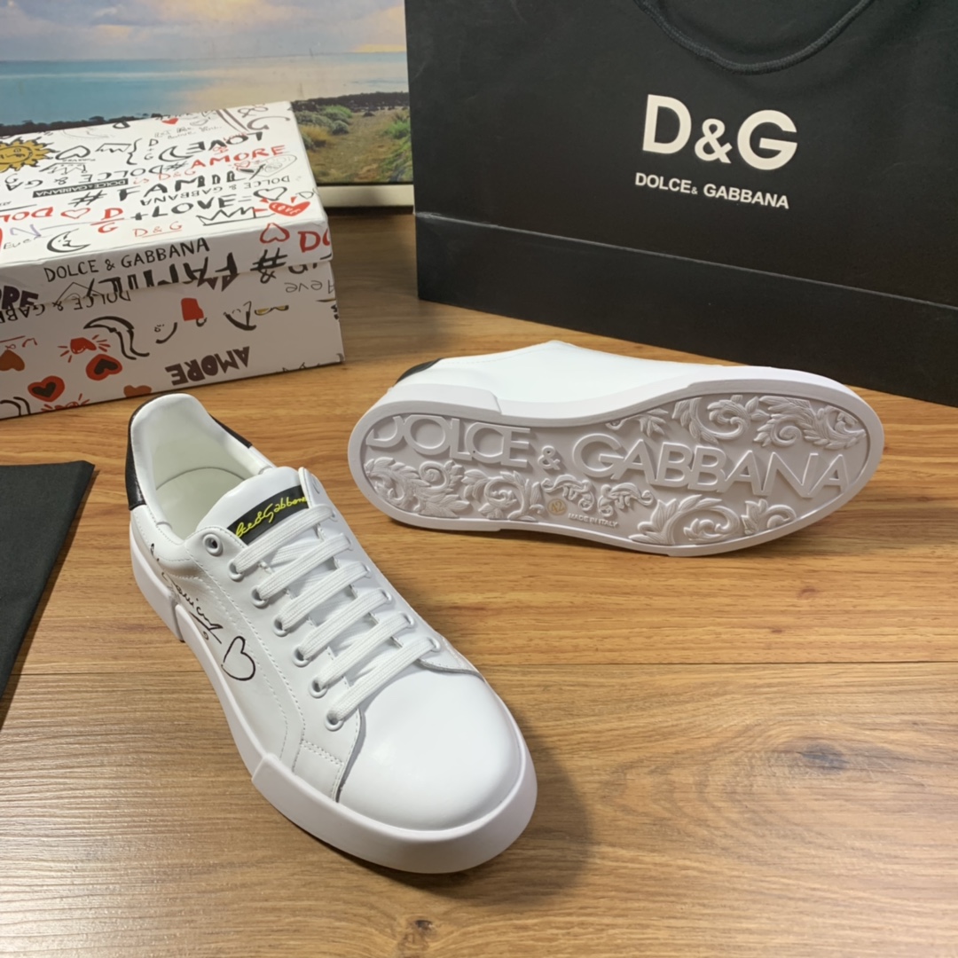 Dolce & Gabbana Low Tops Sneakers 128 - vstockx