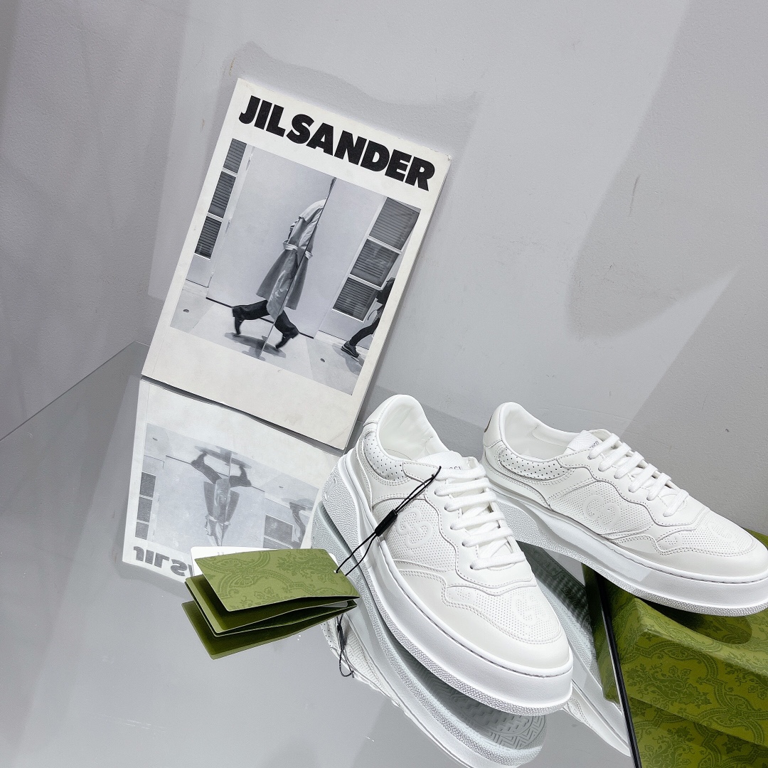 Gucci Women's GG sneaker 2 - vstockx