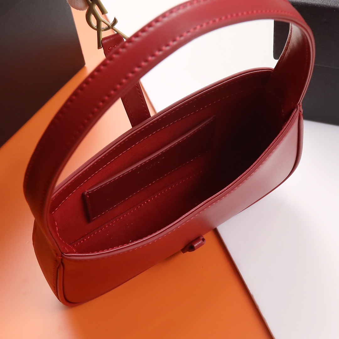 Handbags SAINT LAURENT 710318 size 19X11.5x4.5 cm - vstockx