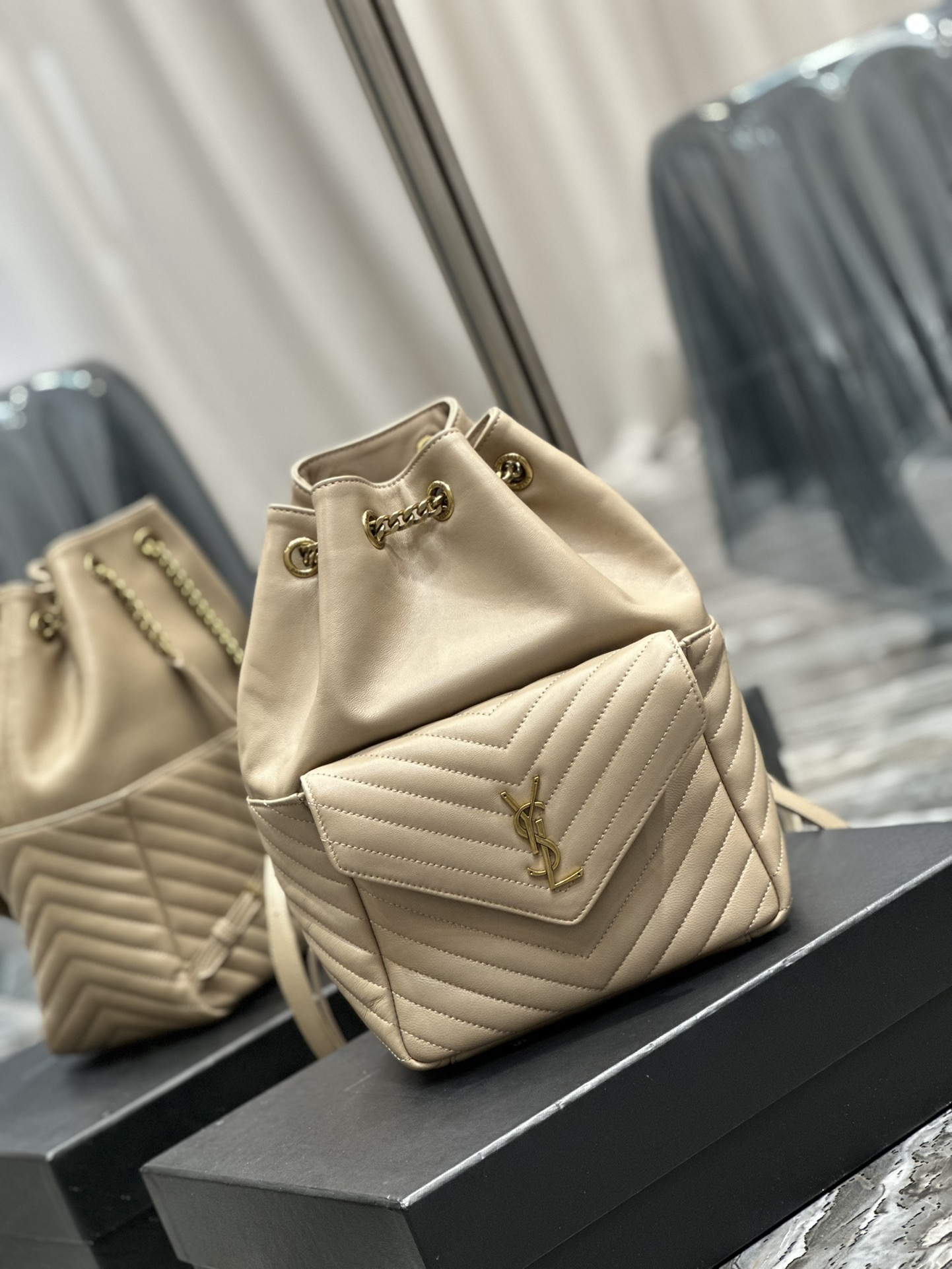 Handbags SAINT LAURENT 672609 size 22  29  15 cm - vstockx