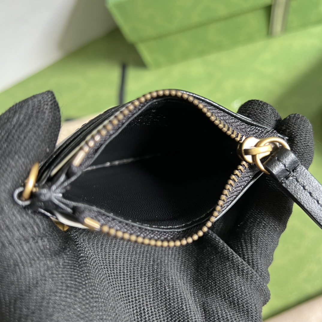 Handbag Gucci 627064 size 10*7.5*1 cm - vstockx